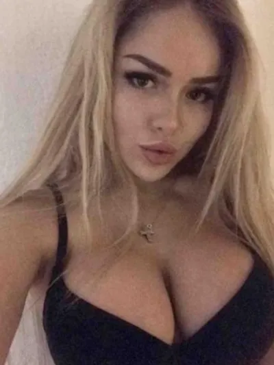 Изабелла, 25 лет, 3 размер груди